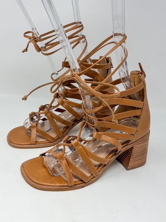 Steve Madden Shoes - NWOT Steve Madden Women's Cherri 30 Strappy Gladiator Sandals Tan Leather 6.5M